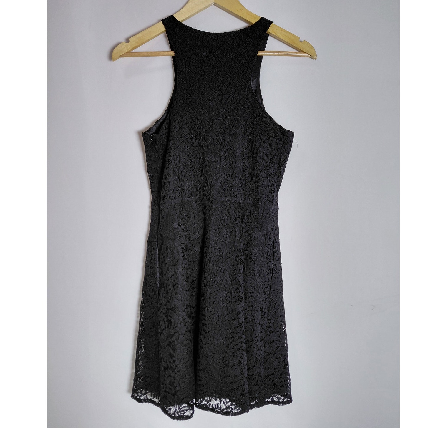Express Black Lace Dress Solid Sleeveless Knee Length Women Size 4